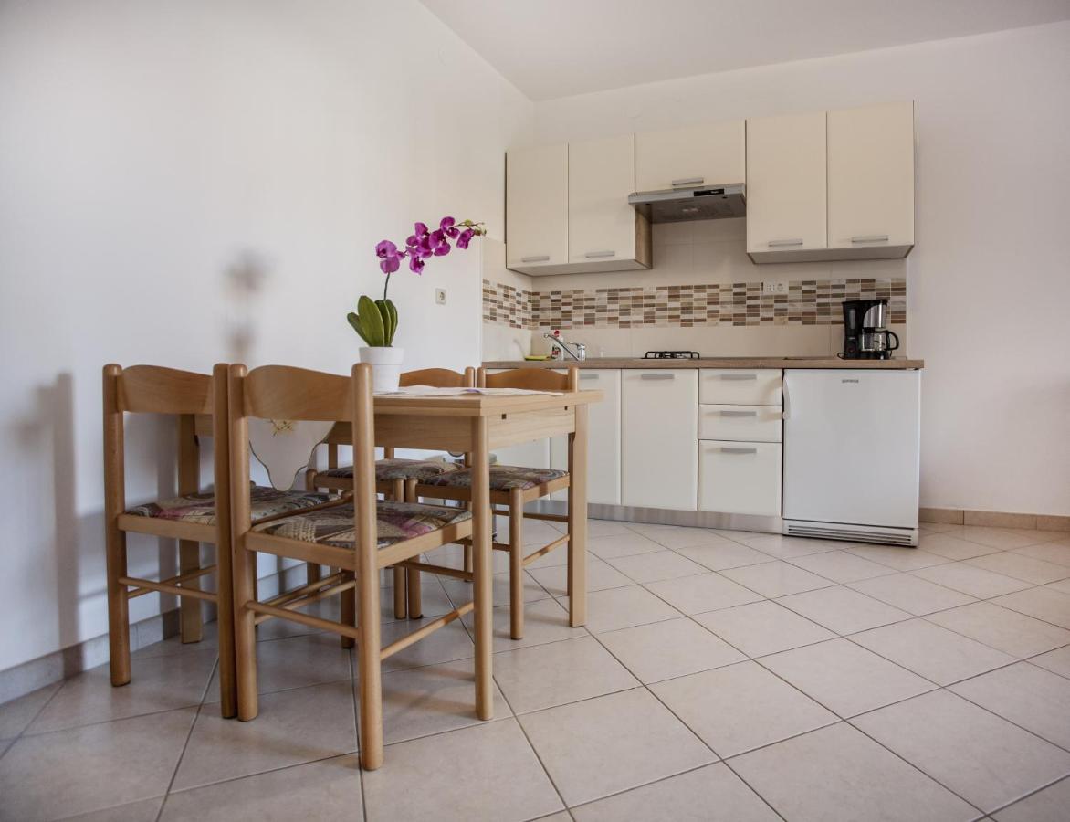 Apartments Zaharija Rovinj Ruang foto